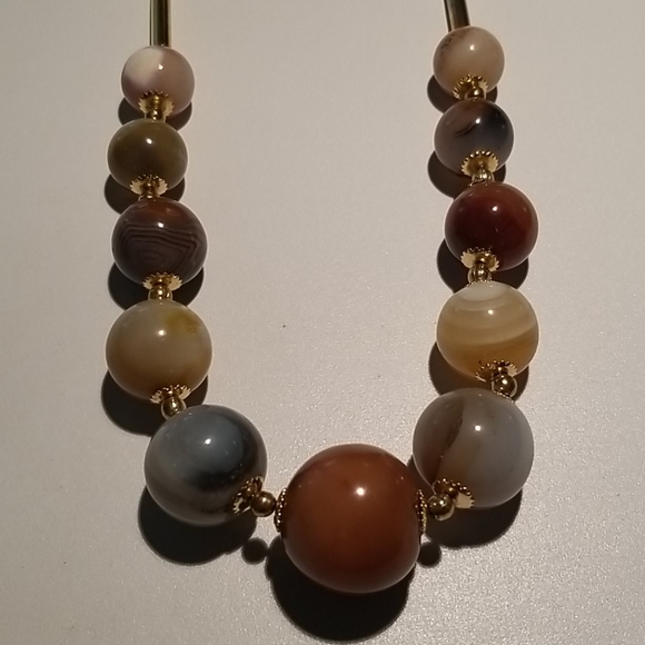 Agate Bead Necklace - Picture 2 of 5